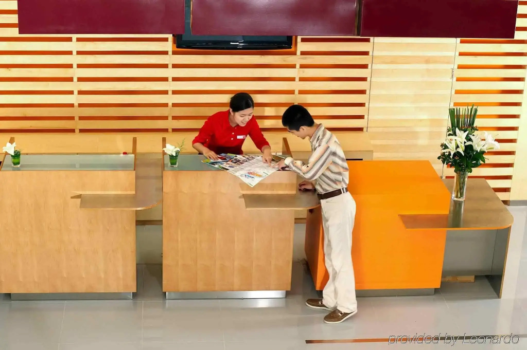 Ibis Shanghai Xujiahui