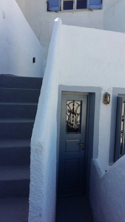 Charming 1705 Castle House in Pirgos Kallistis, Greece