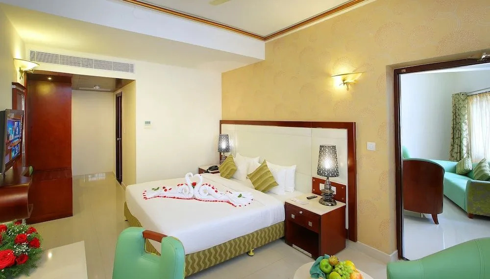 Hotel Port Palace Kovalam
