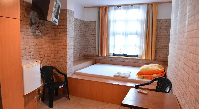 Guest Rooms Patron