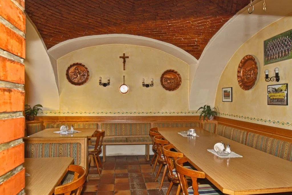 Stiftsgasthof Hochburg