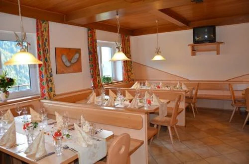 Ski In-Ski Out - Gästehäuser Saalbach-Hinterglemm - Wallegghof Christianhof