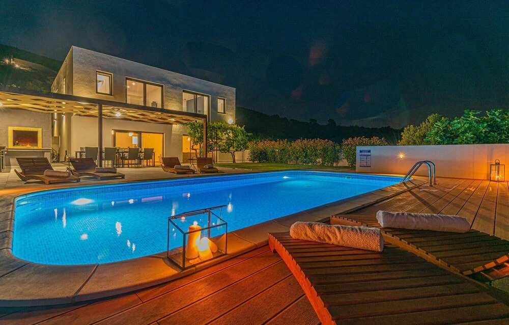 Gorgeous Home In Sibenik
