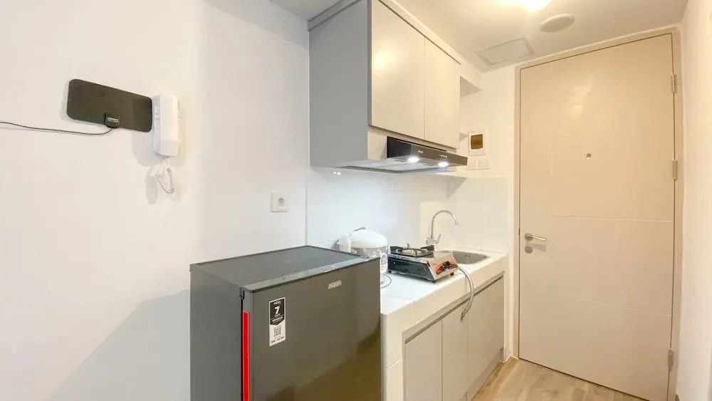 Well Furnished Studio Room At High Floor Tokyo Riverside Pik 2 Apartment