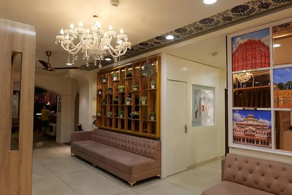 OYO Rooms Bani Park Bhrigu Marg