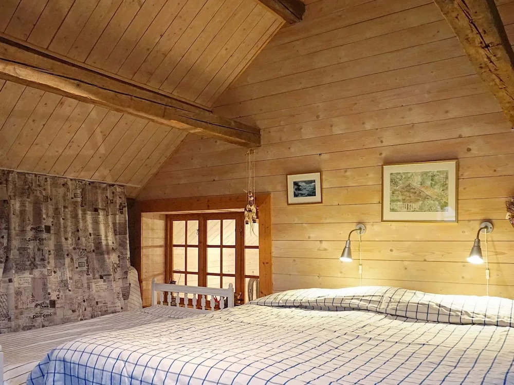 6 Person Holiday Home in Hamburgsund