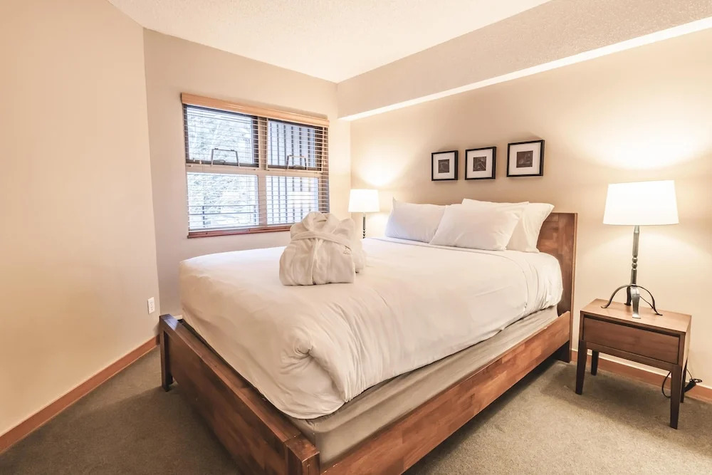 Whistler Vacation Club Lake Placid Lodge - 225