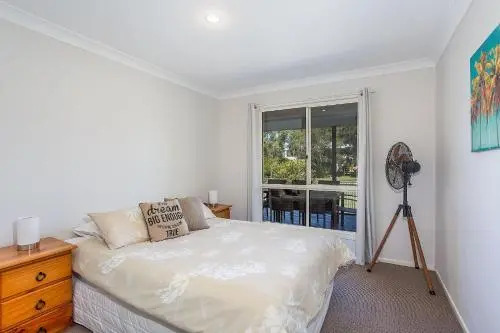 14 Zircon Street Centrally Located Family Home With Covered Deck Close To Patrolled Beach & Shops