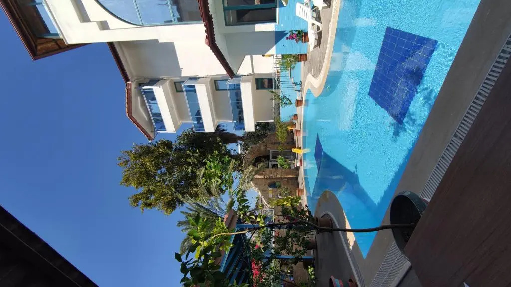 Wonder Life Hotel