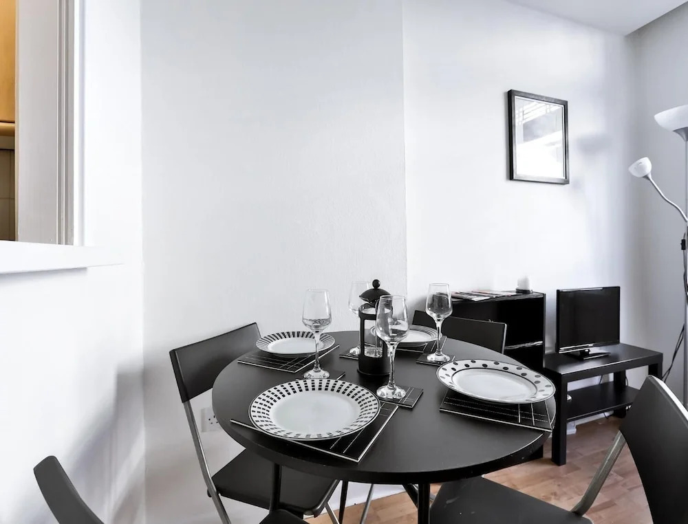 Lovely 1 BED Paddington/hyde Park - Sleeps 3