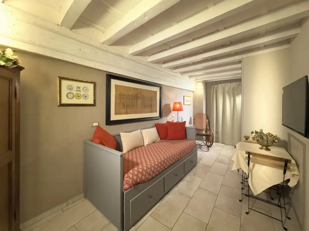 Il Cipresso Home Tower QK Costa 58