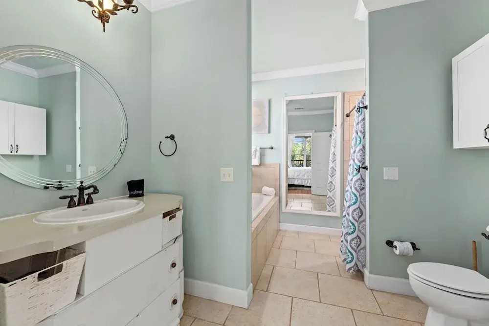 West PCB Upscale Home w/ Splash Pool, Close to Beach, 3BR+Bunkroom, Golf Cart