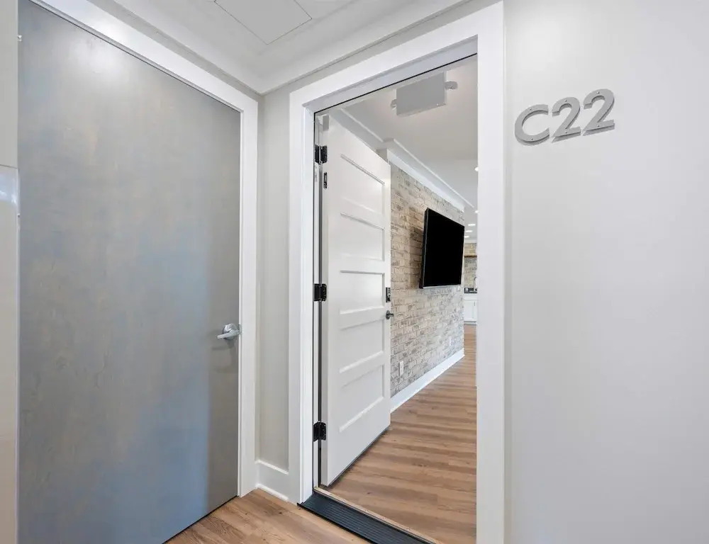 Carters Court Serene Suite