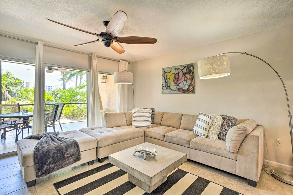 Jupiter Condo w/ Pool Access, Walk to Beach!