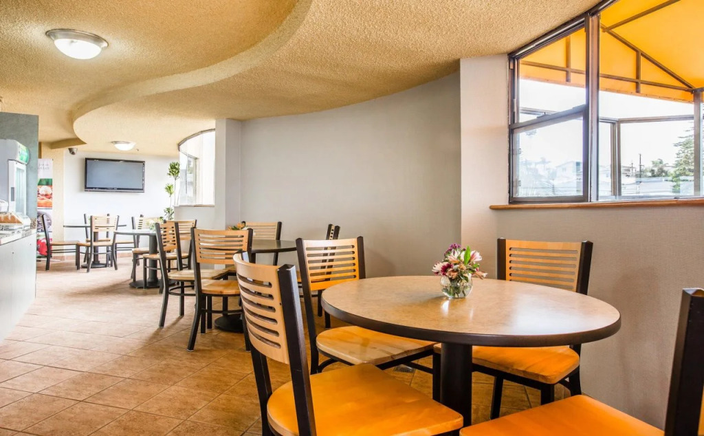Quality Inn & Suites Hermosa Beach