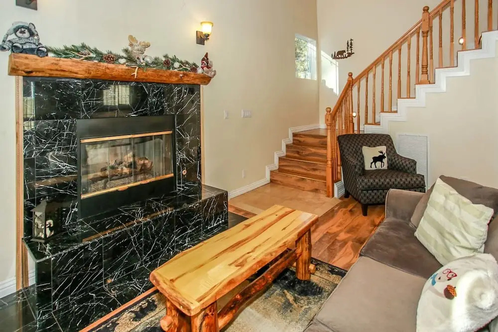 Bear Mountain Dream-1827 by Big Bear Vacations
