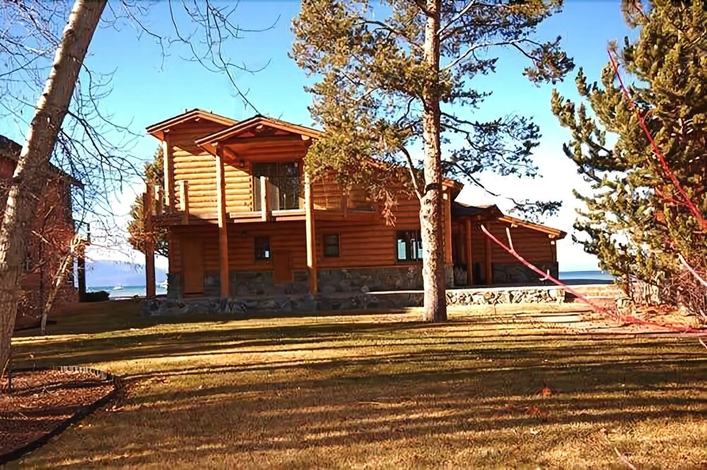 3819 Beach Road - 5 Br home by RedAwning