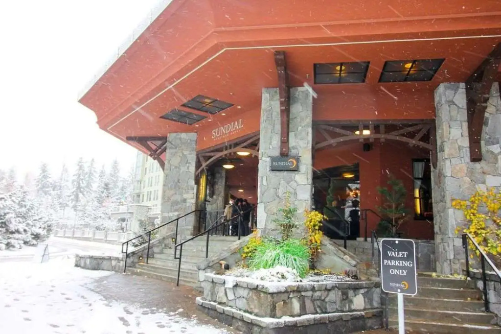 Sundial Hotel