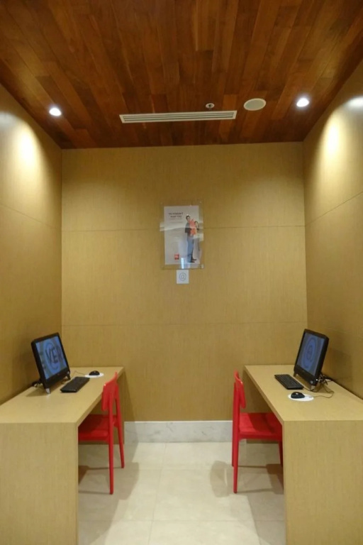 Ibis Hong Kong Central & Sheung Wan