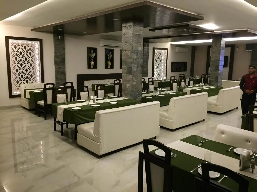 Hotel Royal Plaaza