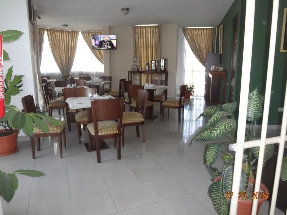 Hostelling Bustillo