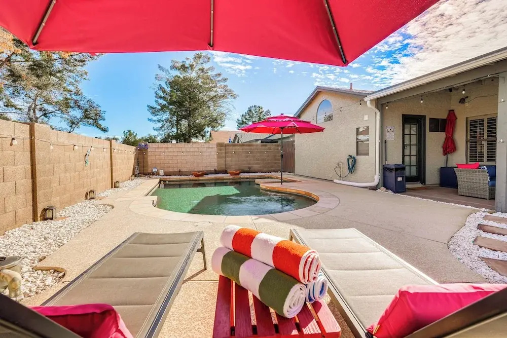 3 Mi to Dtwn: Home w/ Heated Pool in Gilbert