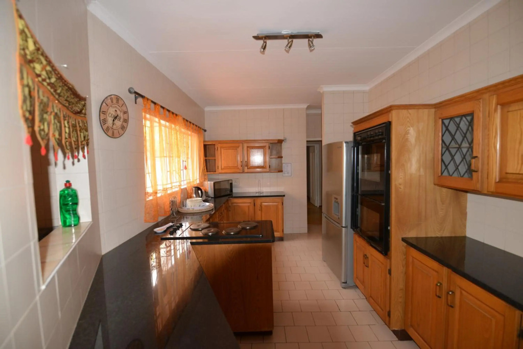 Attaché Guest Lodge & Health Spa