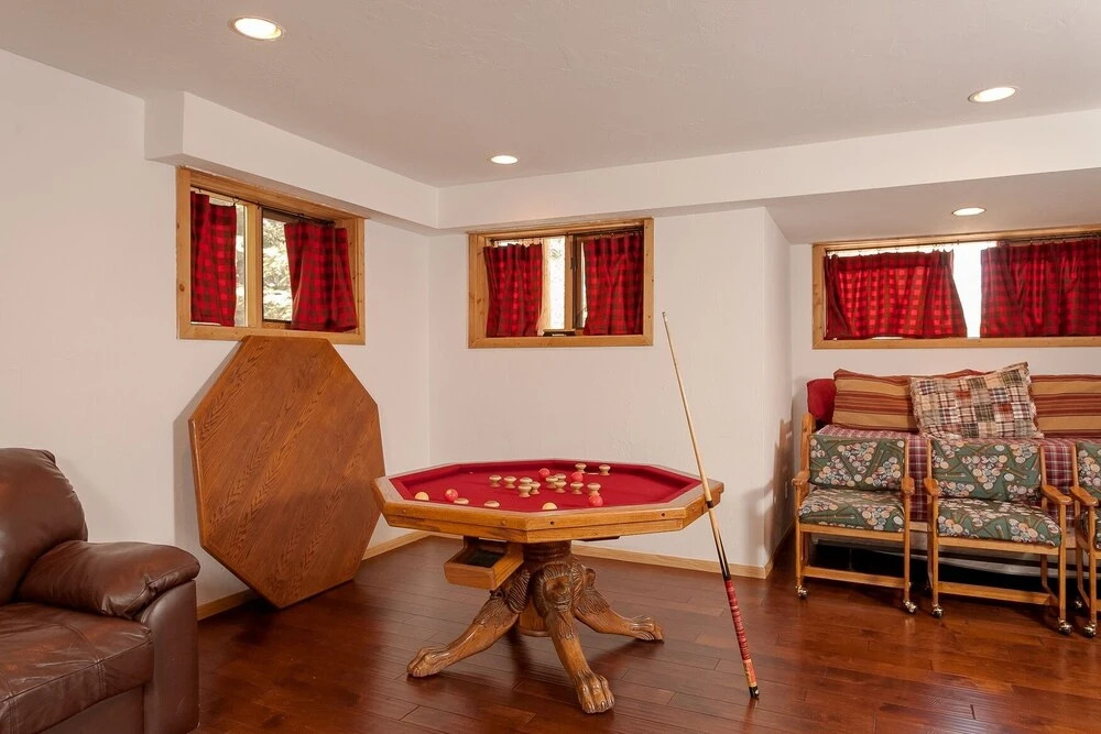 No.7 Gorgeous Shasta Pines Log ! New Spa! 5 Bedroom Home