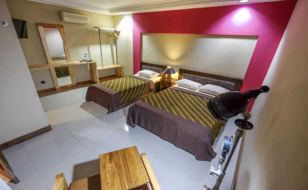 Urbanview Hotel Syariah Wisnugraha by RedDoorz
