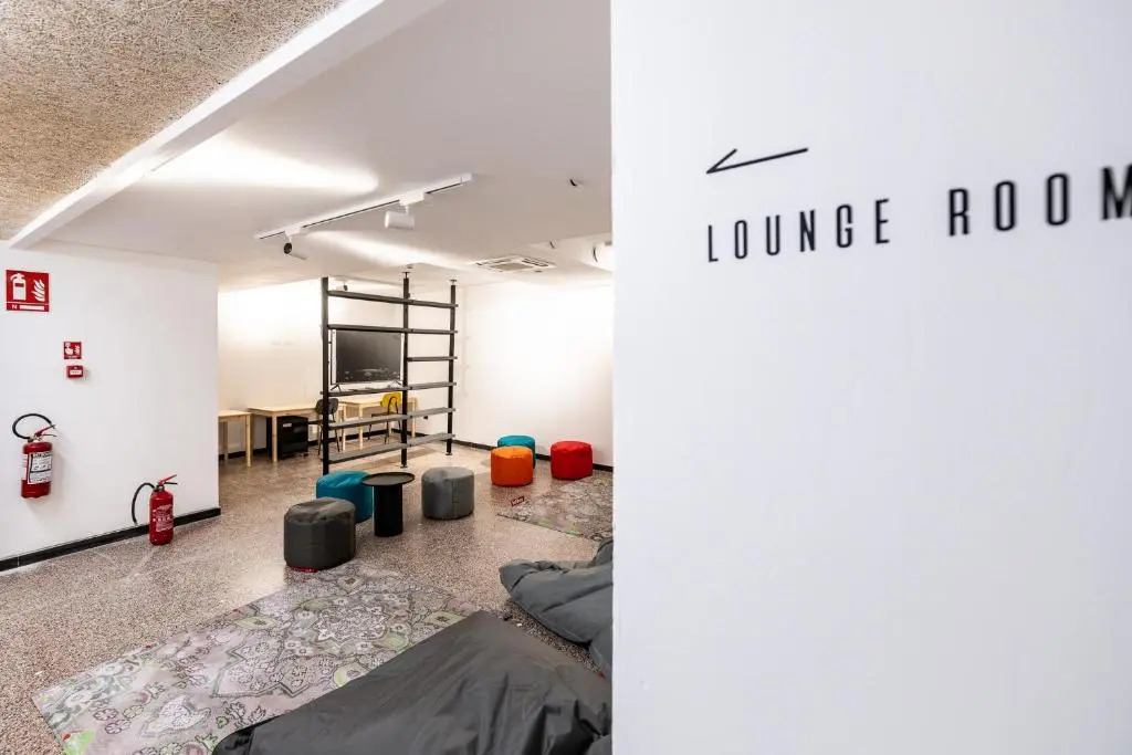 Marathon Hostel