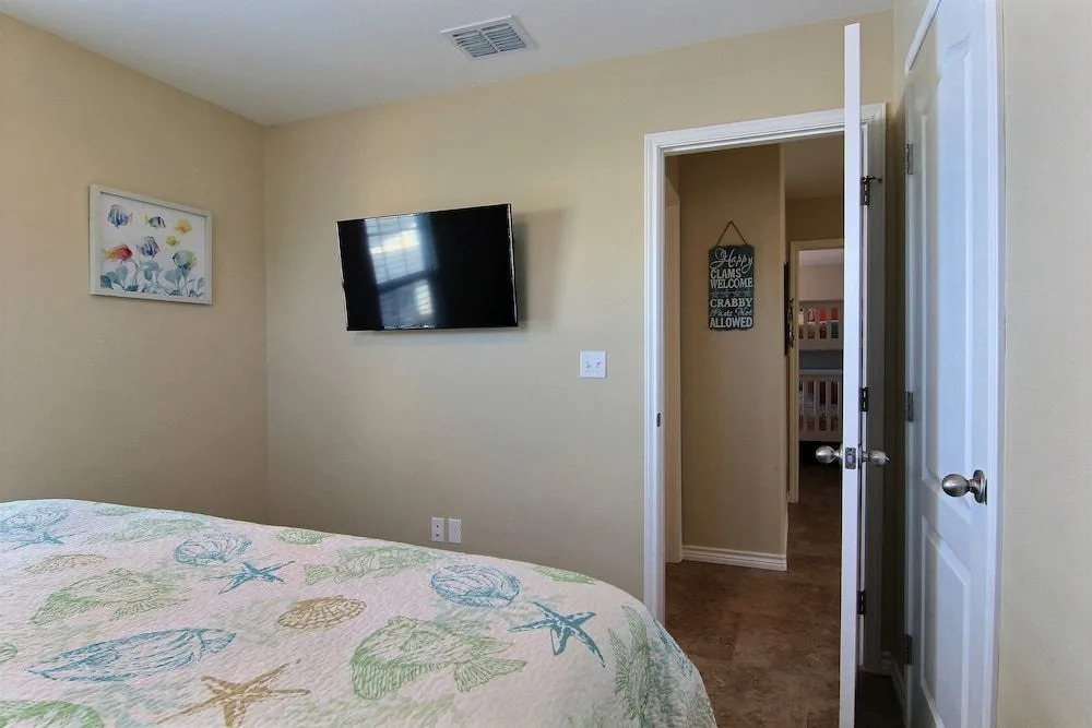 The Coast is Clear 3Br Home