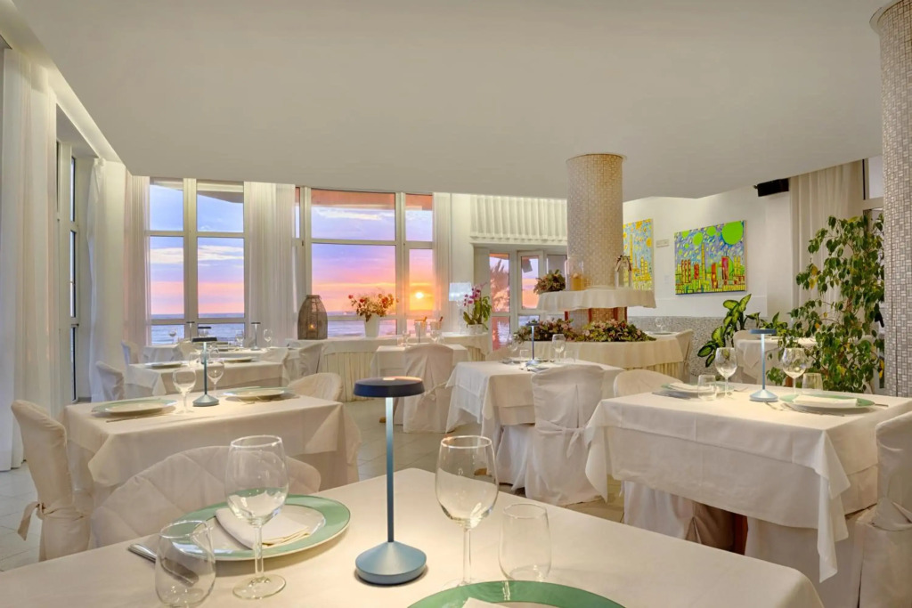 Hotel Mida