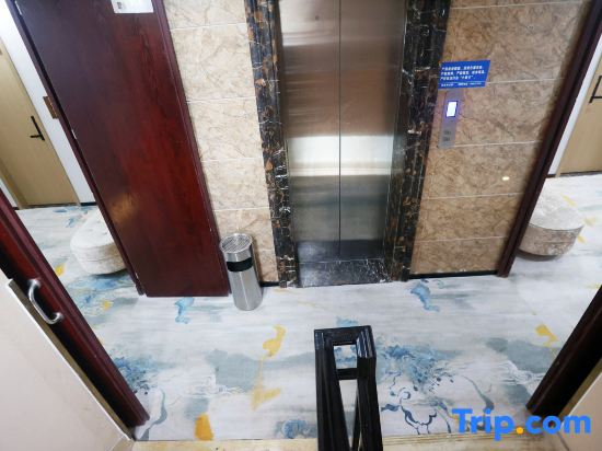 Jinglong Hotel