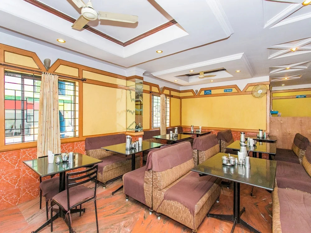 OYO 16842 Brahma Inn