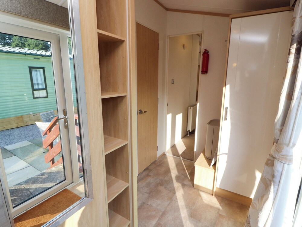 Lodge 2