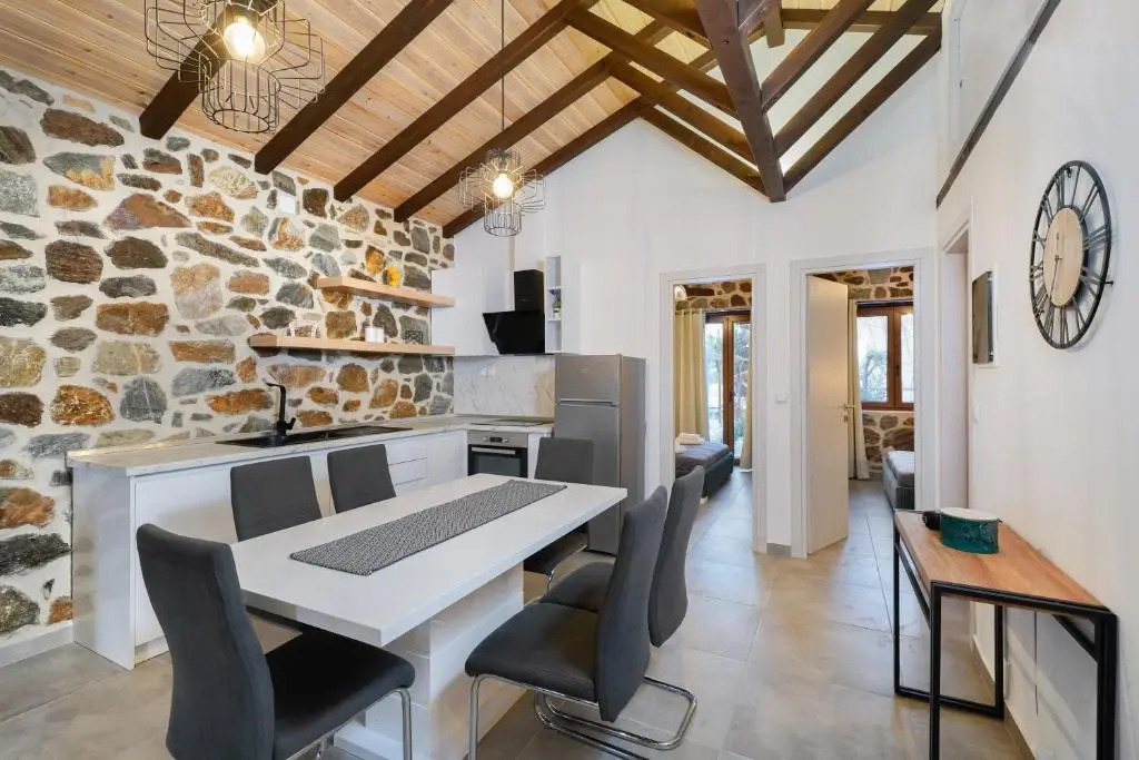 Petra Residence