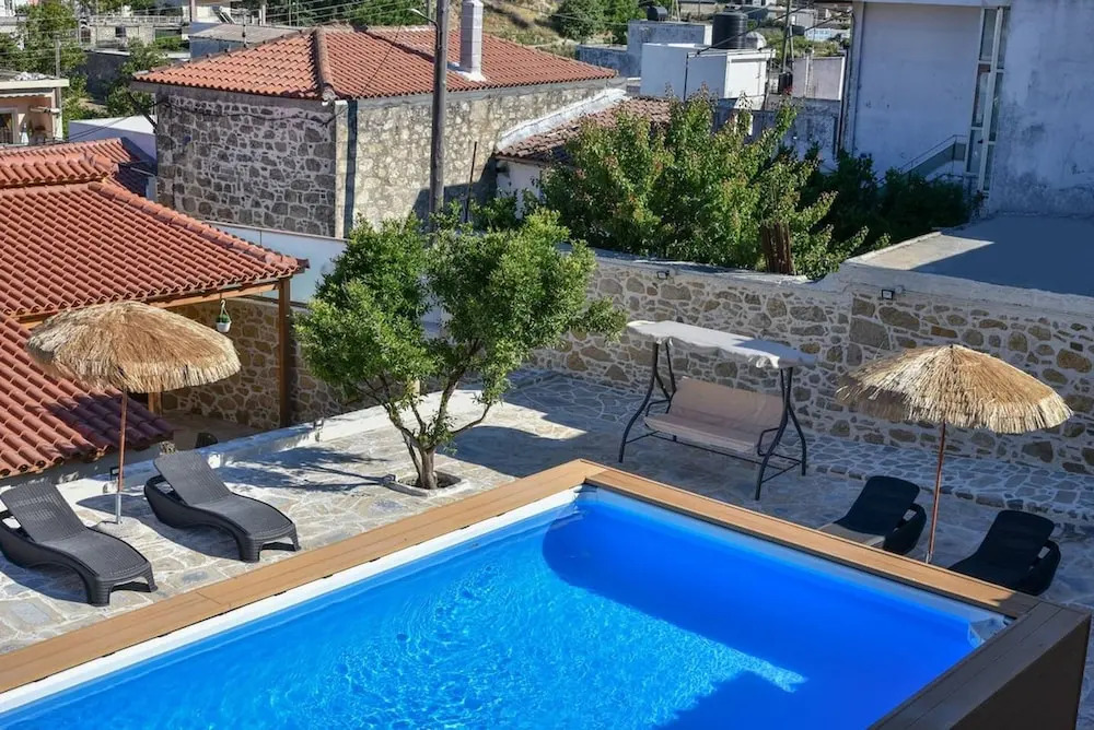 Villa 4 Season Poolside Paradise in Crete