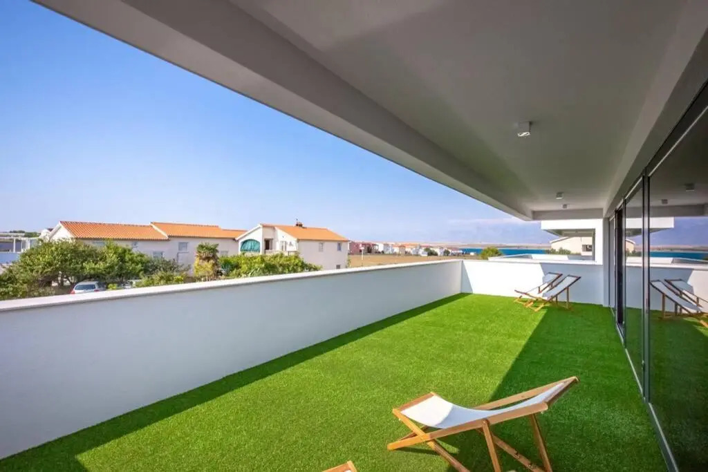 Villa Aurus