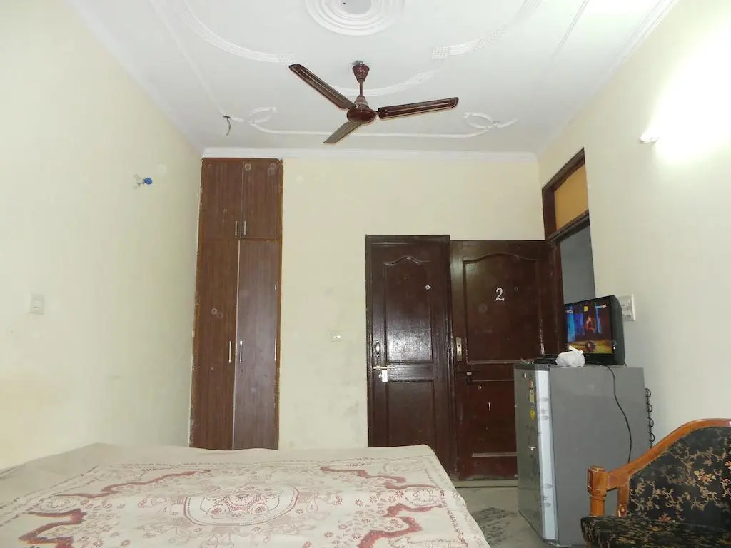 Indu PG House