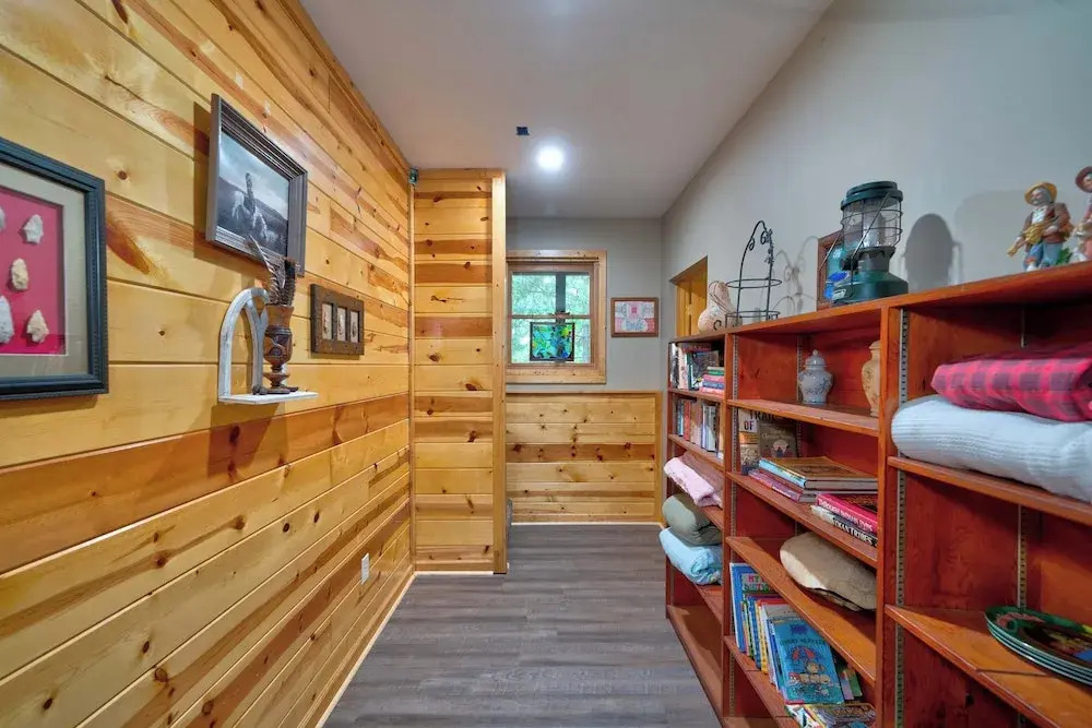 Mountain Community Home In Ellijay! Games, Private Hot Tub and Sunsets!