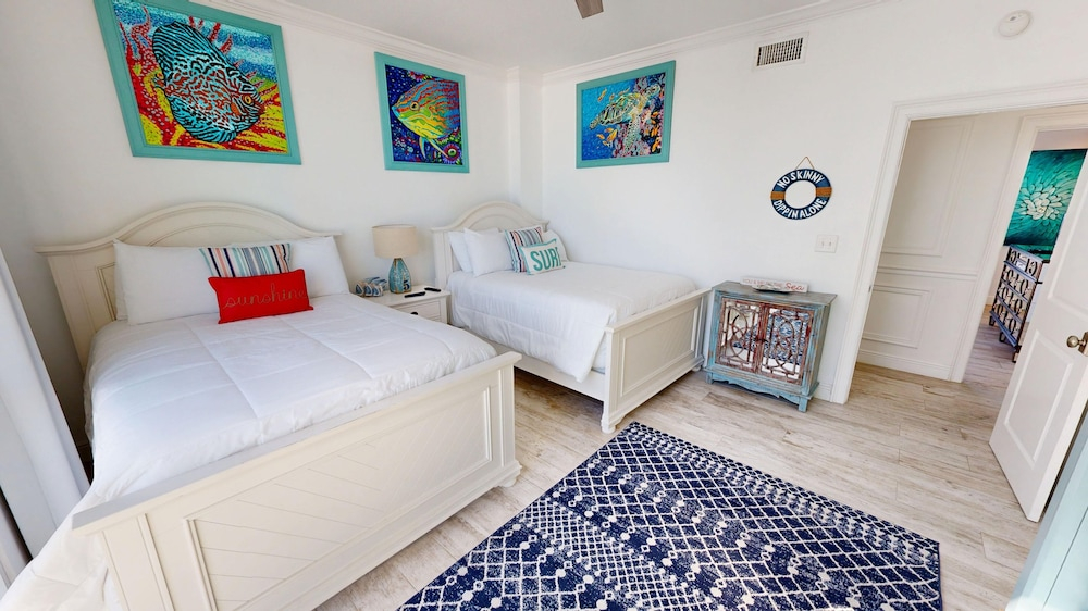 Shoreline Towers 1125 3 Bedroom Condo