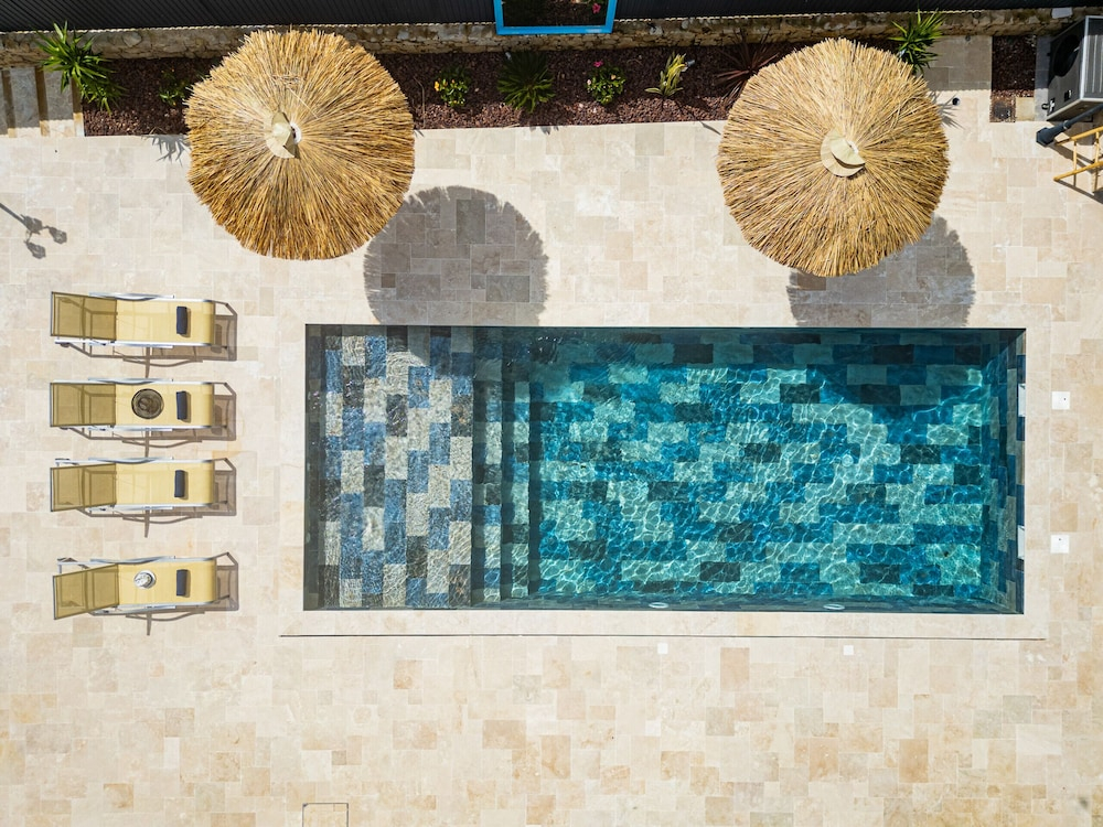 Villa Sapphire