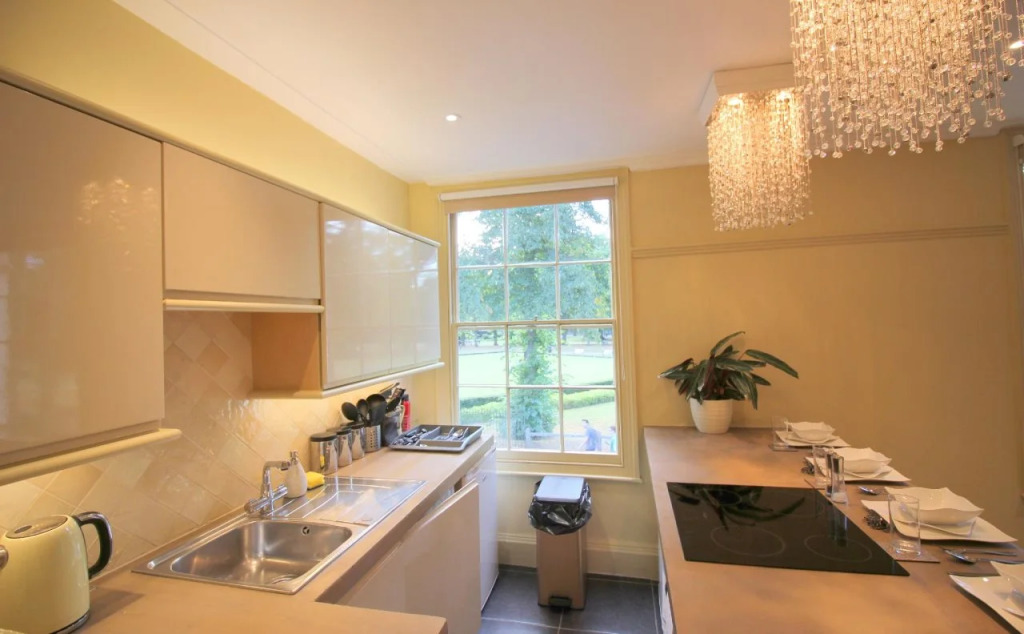 Cambridge City Apartments (Peymans)