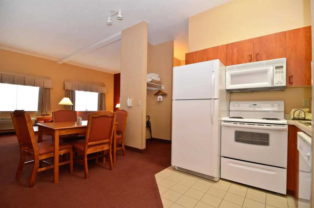 Best Western Plus The Inn at Horse Heaven