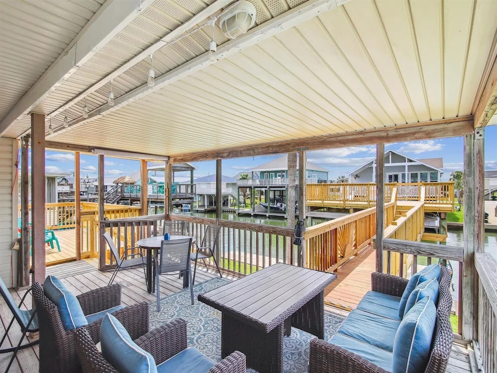 Casa Hermosa by Ryson Vacation Rentals