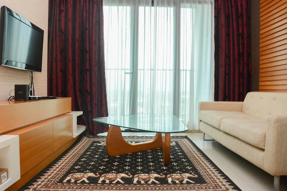 Modern Furnished 2BR at Hampton's Park Apartment