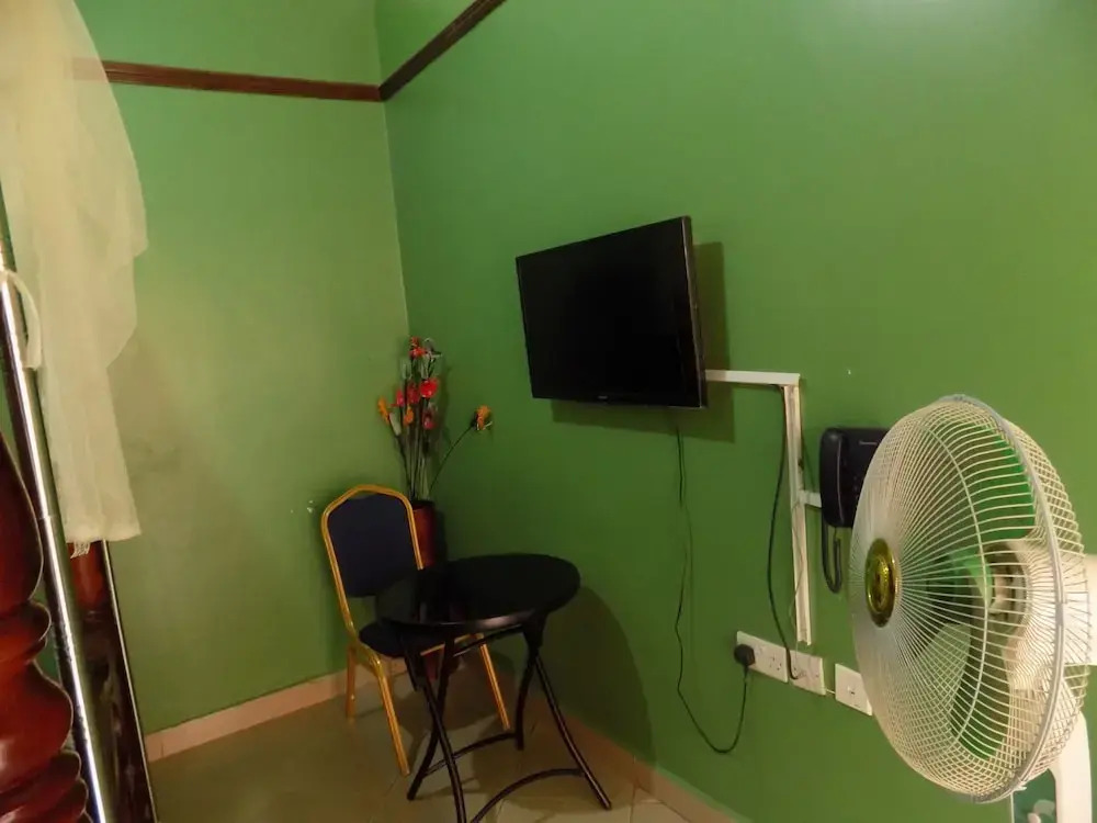 Rates Motel Mbale