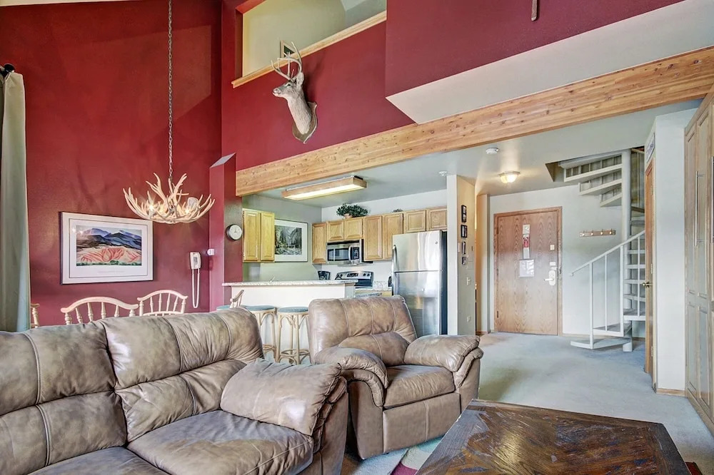Winter Escape+loft Perfect Blend Of Mountain + Town Sleeps 6 1 Bedroom Condo by RedAwning
