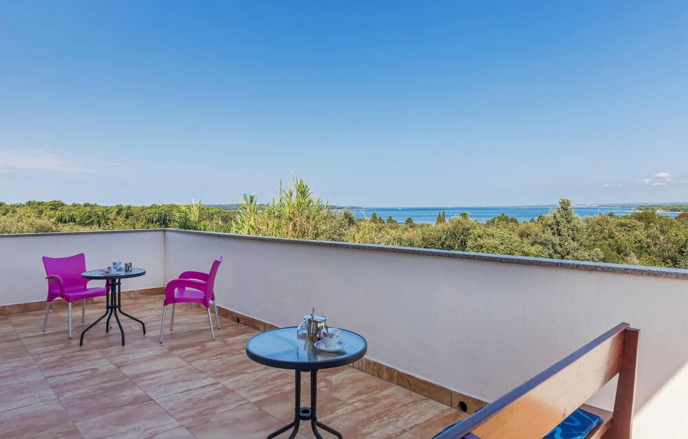 Awesome Home in Pula With Wifi and 2 Bedrooms