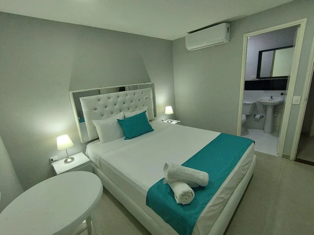 Hotel BM-17  Cerca Al Mar